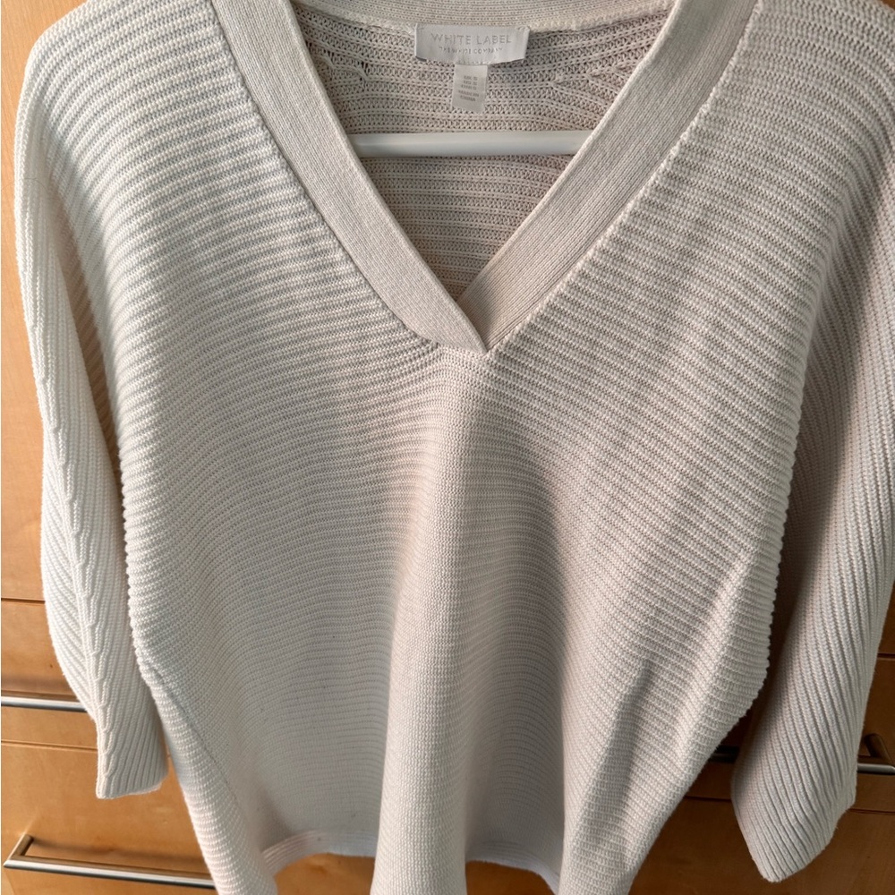 The White Company V-Neck Sweater in Cream